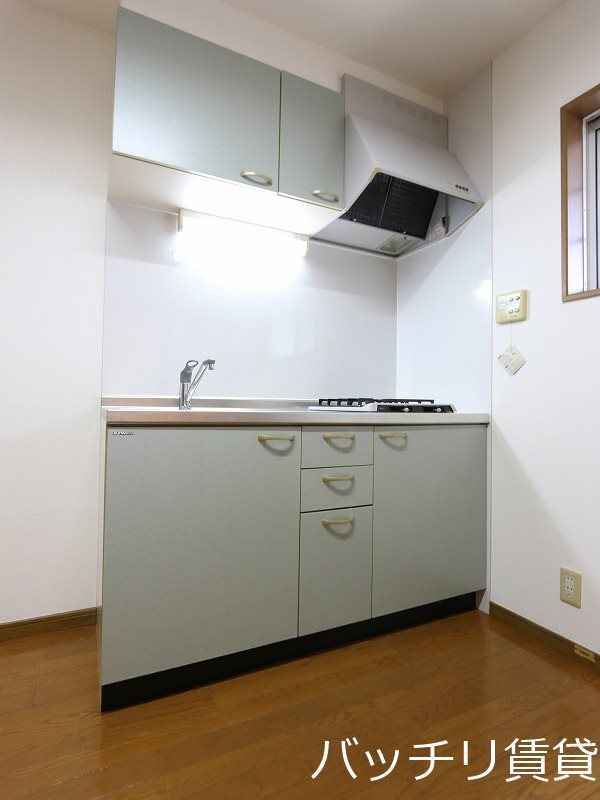 キッチン　同型イメージの為、現状を優先致します。