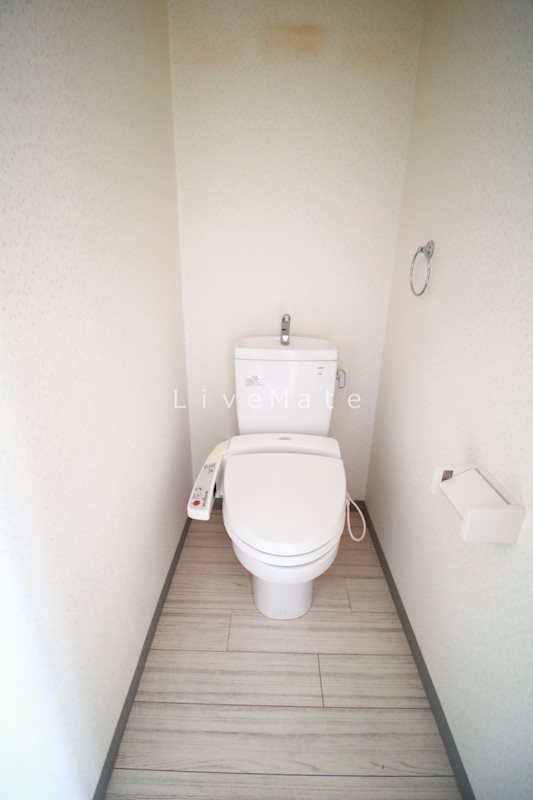 リヴァージュ北舞子のトイレ写真