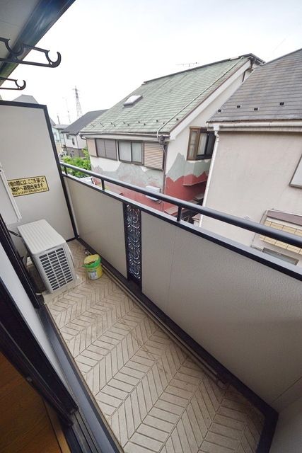 バルコニー　★洗濯物がたくさん干せそうですね★