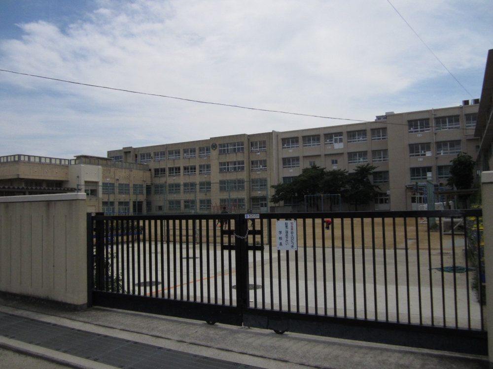小学校　堺市立 榎小学校（小学校）まで1399m