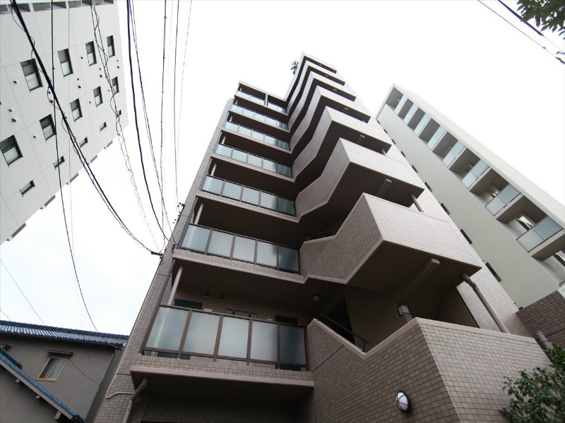 建物外観　外観　オートロック　防犯カメラ