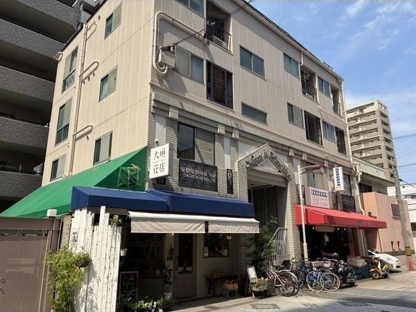 阪神本線 西宮駅 徒歩3分 6階建 築38年の外観写真
