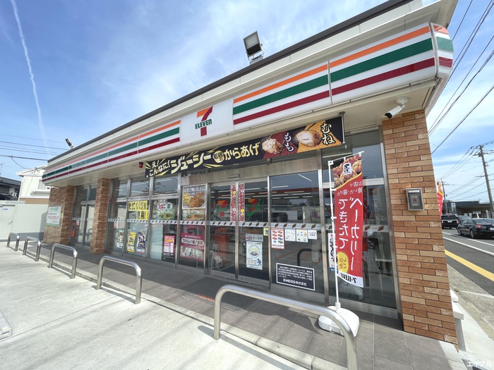 コンビニ　セブンイレブン通古賀南店（コンビニ）まで764m