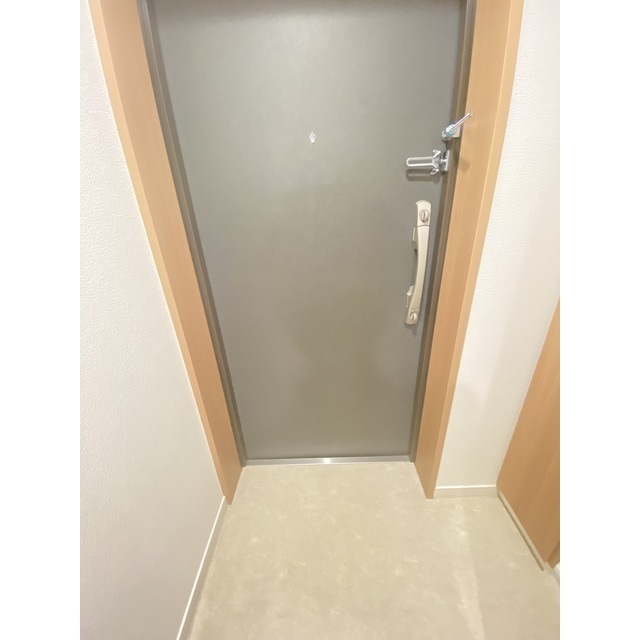 玄関　同タイプの部屋