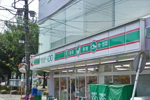 コンビニ　★ＳＴＯＲＥ１００★（コンビニ）まで140m