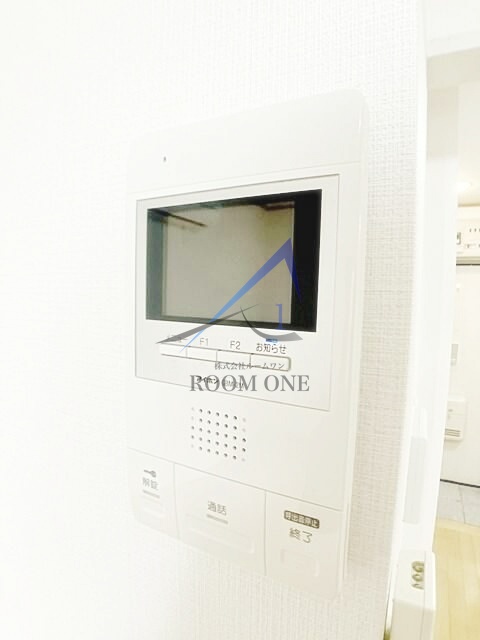 セキュリティ　モニター付きインターホンです。