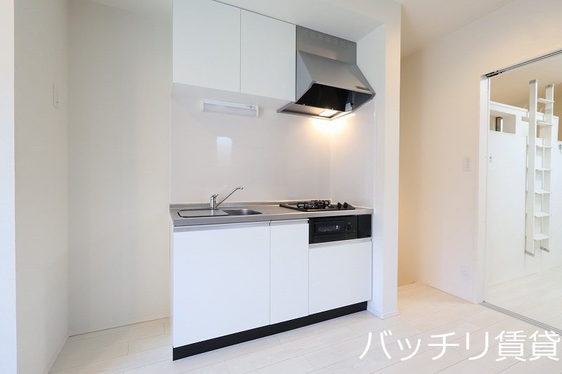 キッチン　同型タイプの為、現状を優先致します。