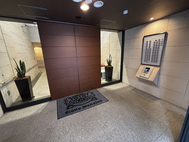 ライオンズマンション神戸栄町通の外観写真