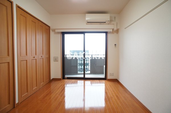居室・リビング　開放感のあるゆったりとしたお部屋です♪
