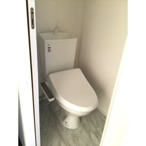 Lou lou Aのトイレ写真