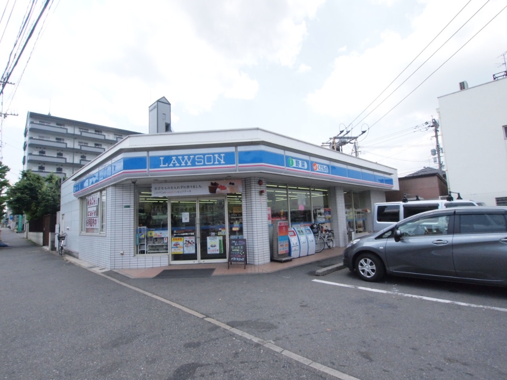 コンビニ　ローソン 小倉井堀三丁目店（コンビニ）まで297m