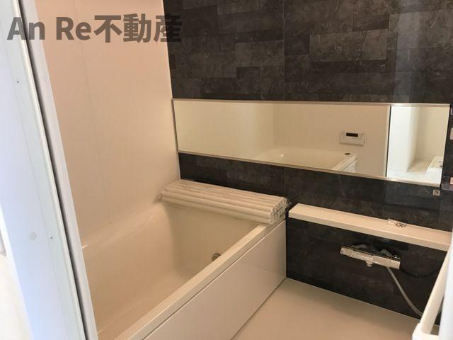 埼玉高速鉄道 浦和美園駅 徒歩17分 3階建 築6年の風呂写真