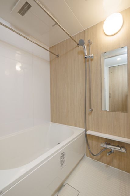 バス・シャワールーム　※写真は同タイプ住戸です。