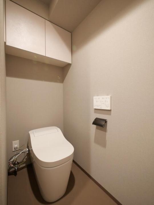 東京メトロ半蔵門線 神保町駅 徒歩5分 14階建 築4年のトイレ写真