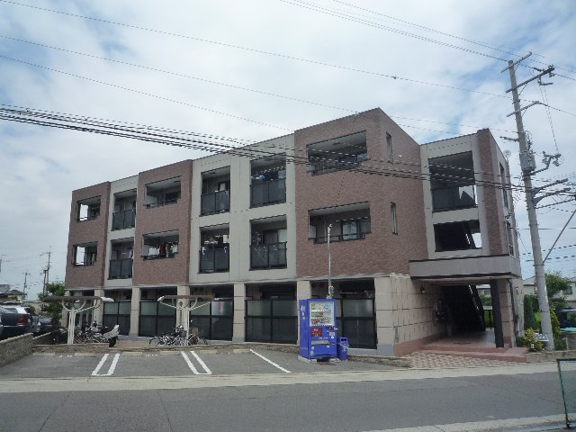建物外観　大手ハウスメーカー施工♪