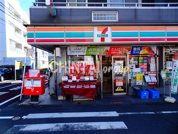 コンビニ　セブンイレブン 世田谷北沢店（コンビニ）まで299m