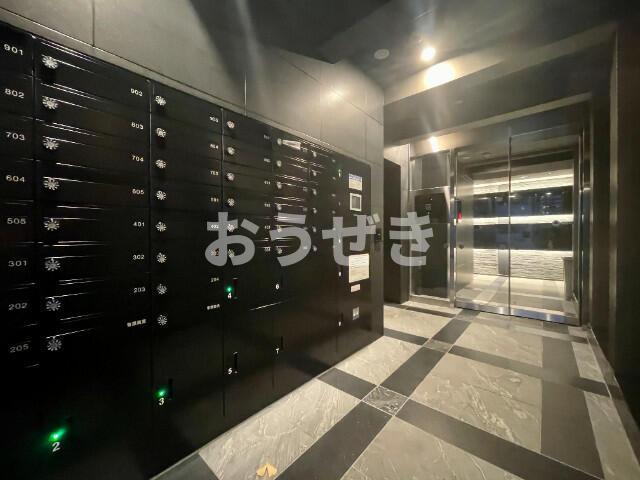ブルーライン 吉野町駅 徒歩4分 9階建 築8年の外観写真