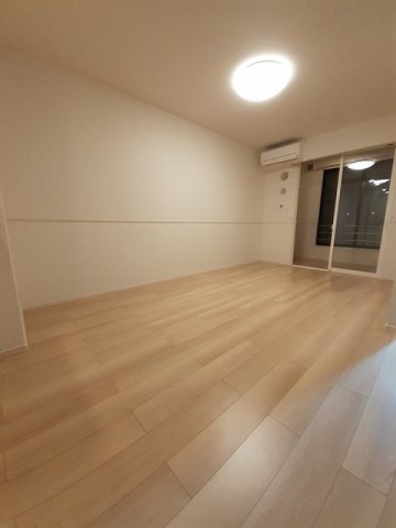 居室・リビング　明るい室内です☆
