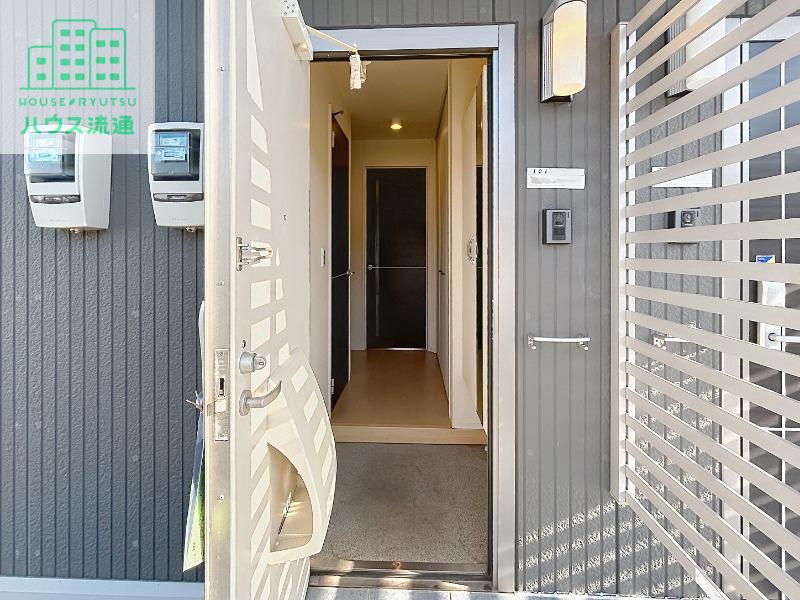 ＪＲ大村線 大村駅 徒歩7分 2階建 築14年の玄関写真