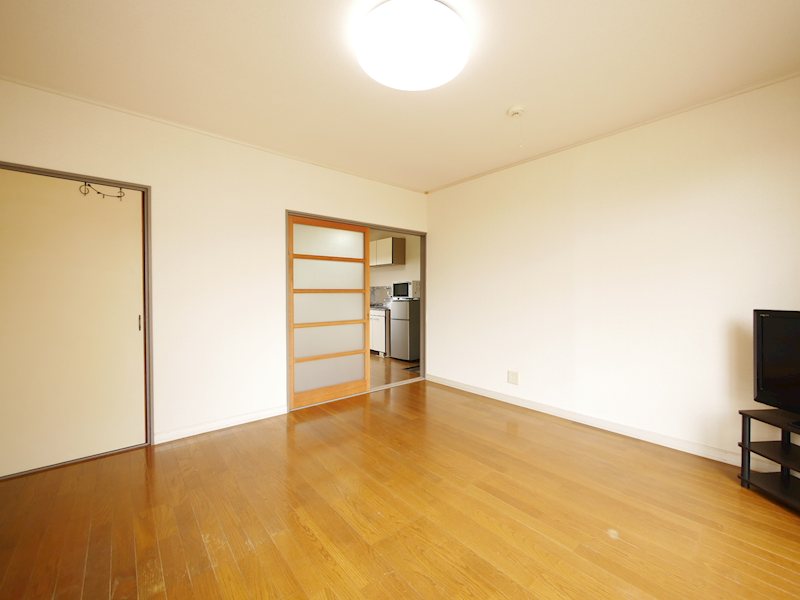 その他部屋・スペース　洋室８帖