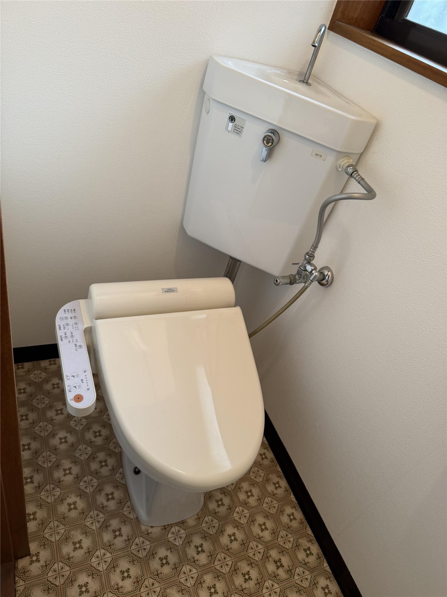 養田貸家のトイレ写真