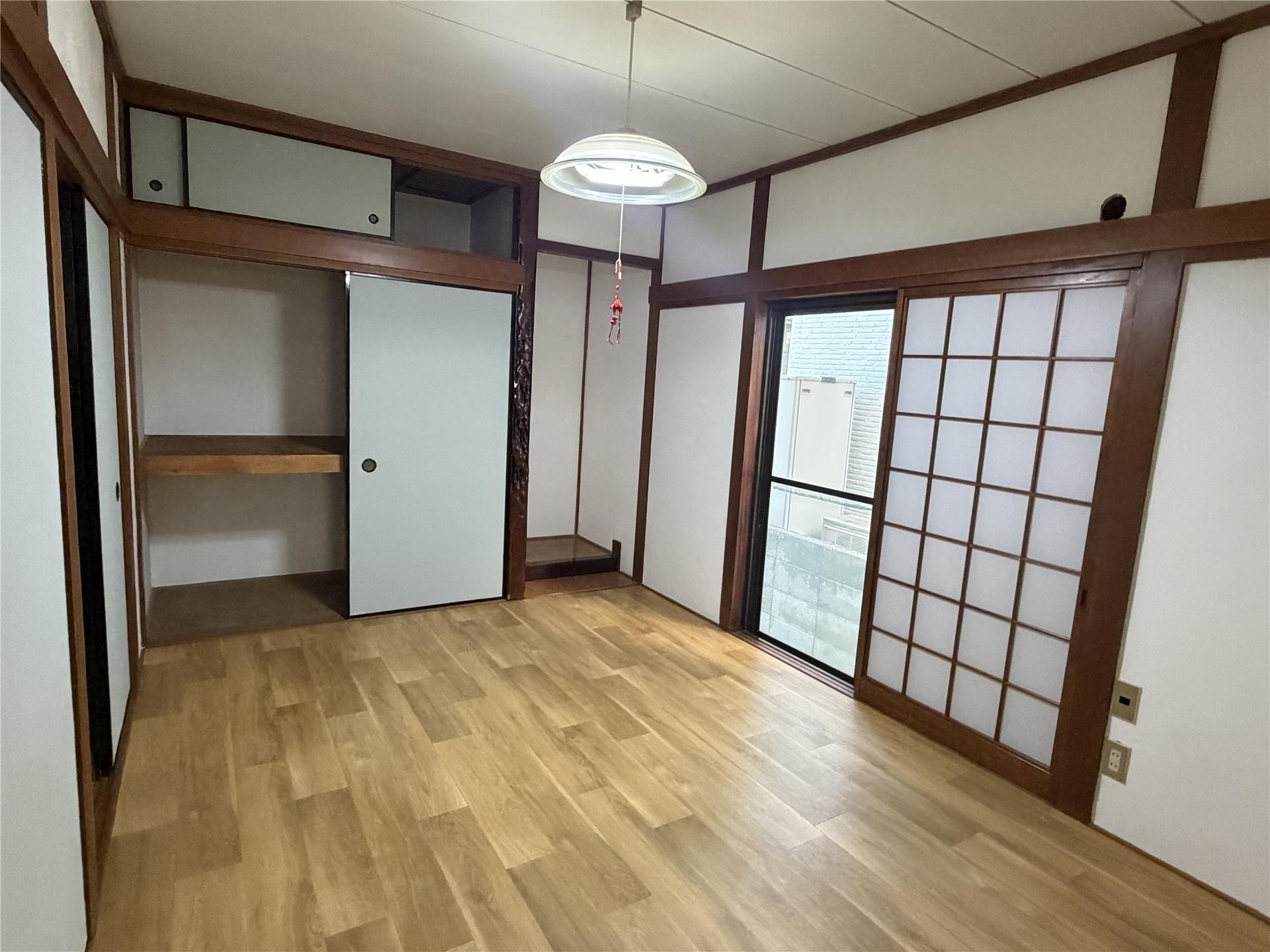 養田貸家の居間写真