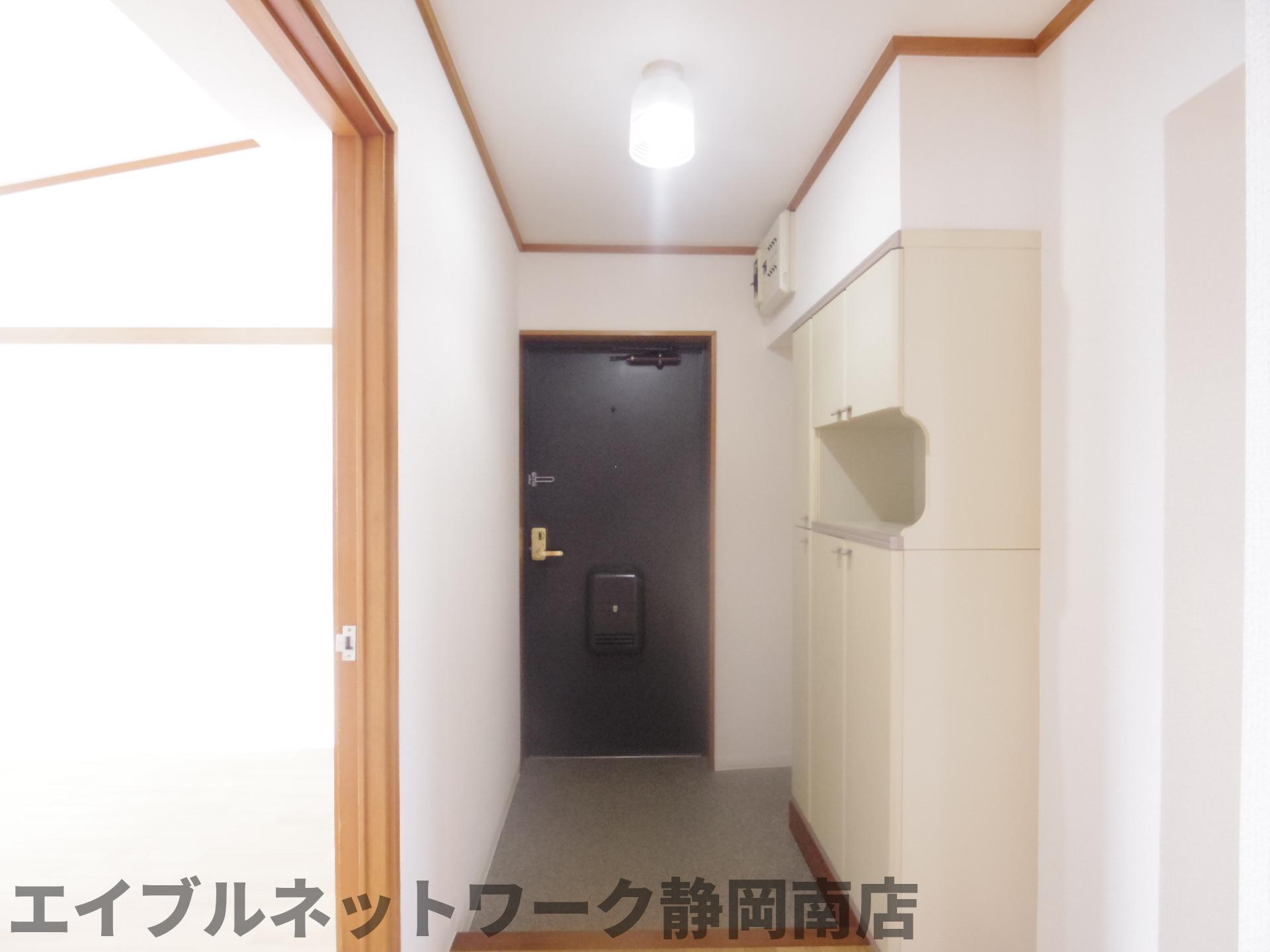玄関　ゆったりとした玄関です