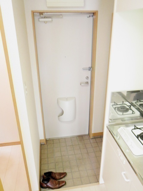 シャインヒルIIIの玄関写真