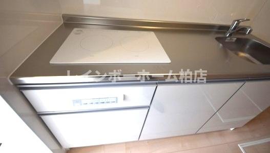 キッチン　２口IHコンロです