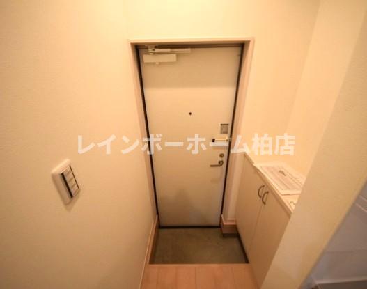玄関　シューズボックスがあります