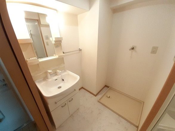 洗面設備　※別号室の写真です。