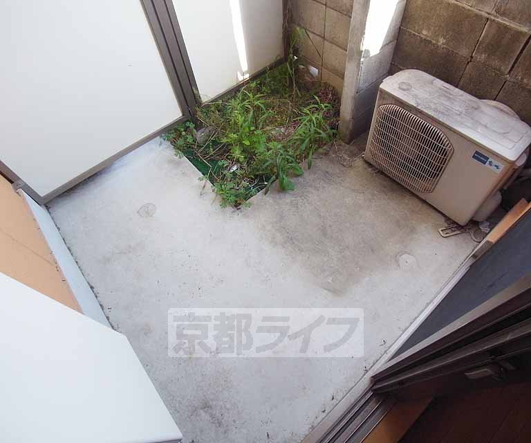 バルコニー　日当りも良好です