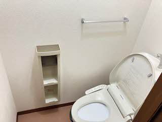 バリュージュ新家のトイレ写真