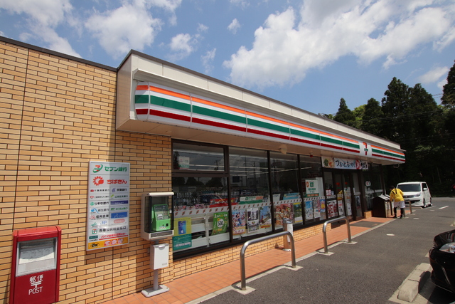 コンビニ　セブンイレブン茂原木崎店（コンビニ）まで500m