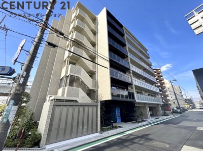 建物外観　オートロックで外部の人間が簡単に出入りできないため安心です。