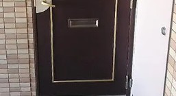 玄関　別部屋参照写真