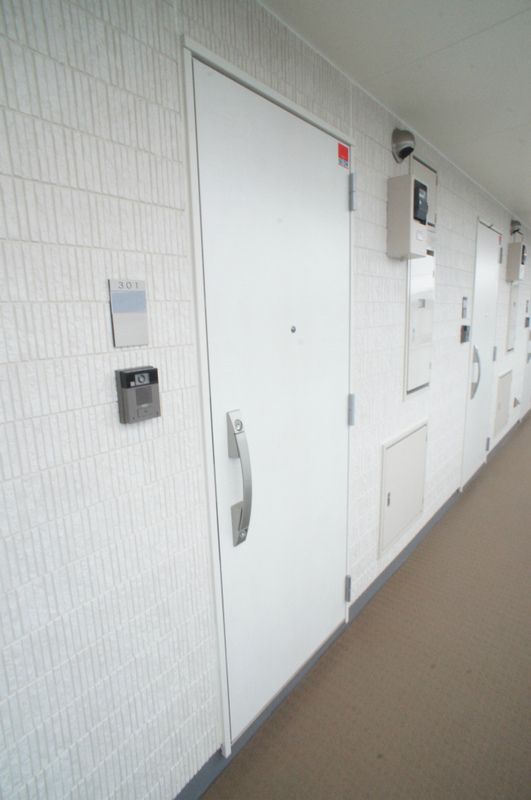 ＪＲ埼京線 戸田駅 徒歩14分 3階建 築9年の玄関写真
