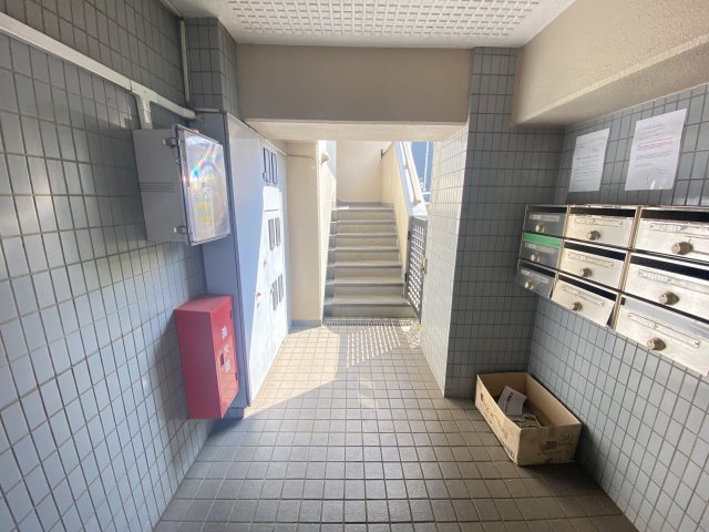 エントランス　エントランス