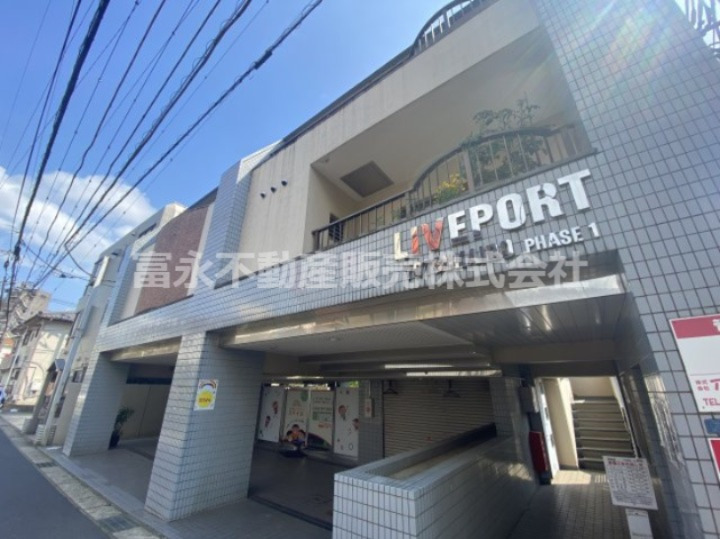 建物外観　落ち着いた雰囲気の外観です