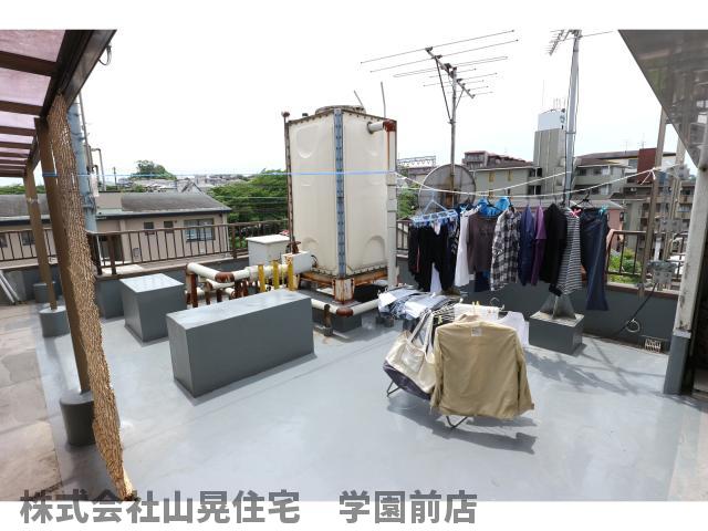 エスティライフあやめ池の外観写真