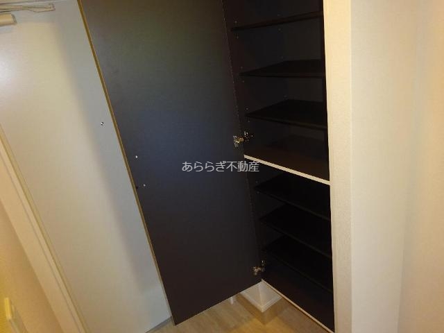 収納　下駄箱（イメージ）