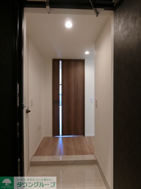 玄関　お部屋探しは株式会社　タウンハウジング　までお気軽にお問合…