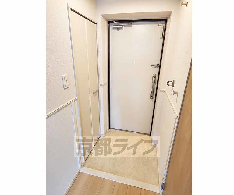玄関　玄関も広めです