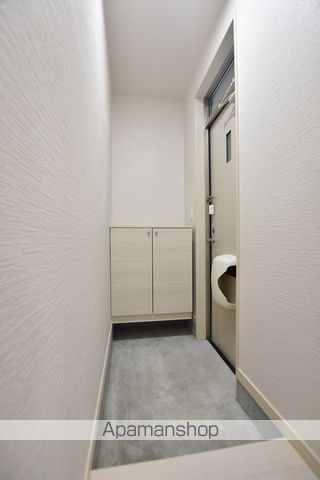 azami apartmentの玄関写真