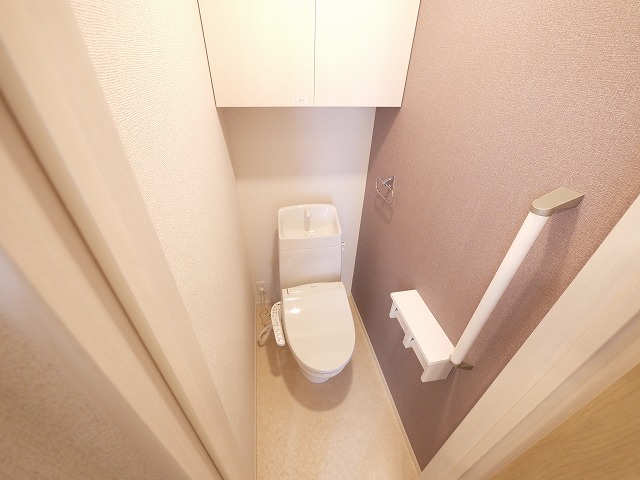 ＪＲ桜井線 香久山駅 徒歩2分 2階建 築3年のトイレ写真