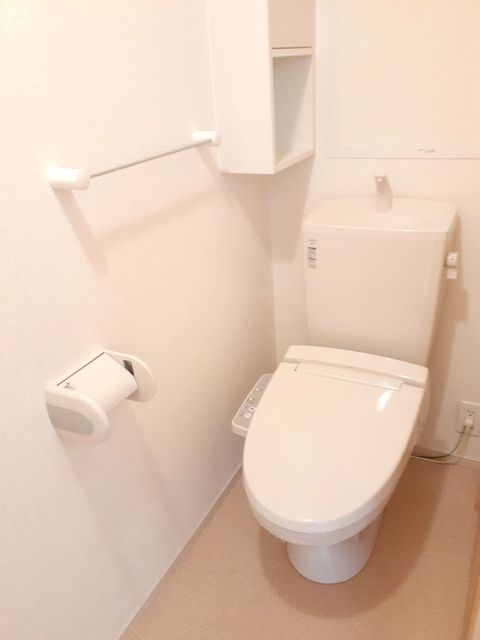 ロムポーのトイレ写真
