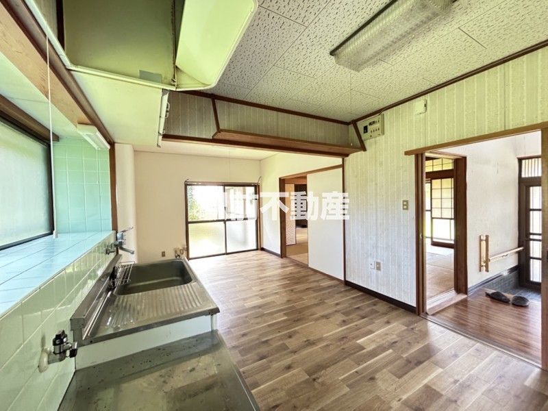 馬場一戸建の居間写真