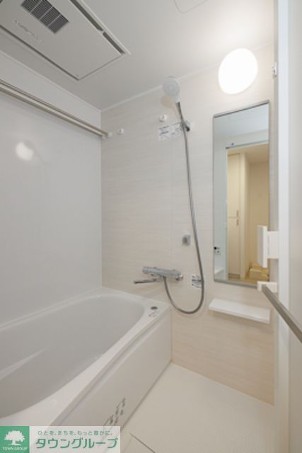 バス・シャワールーム　※写真は同タイプ住戸です。