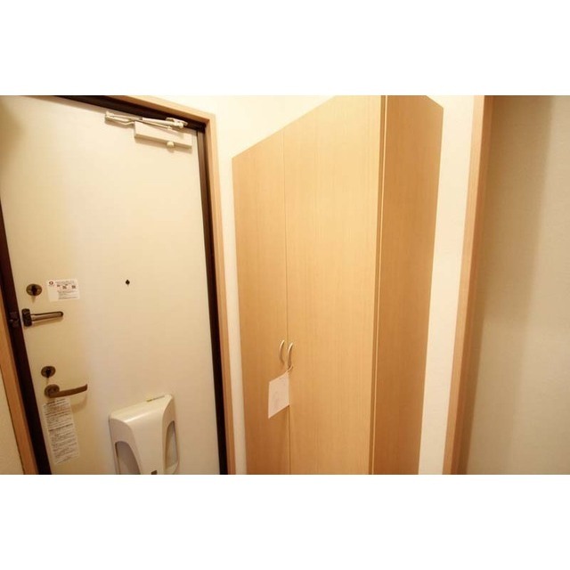 シャルマンIIの玄関写真