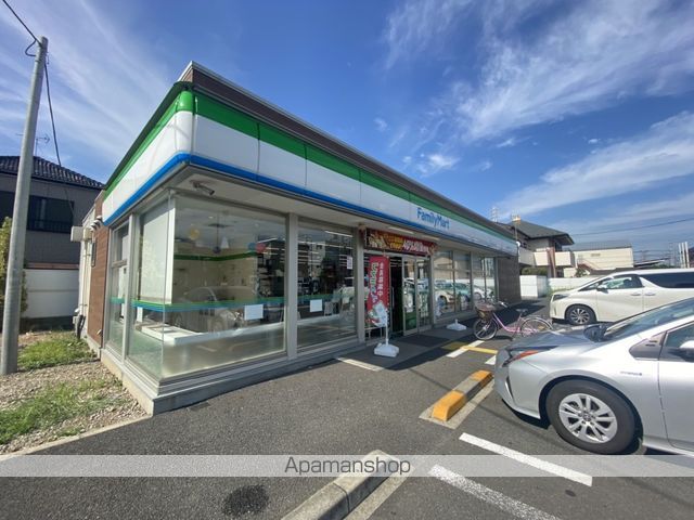 コンビニ　ファミリーマート八潮緑町三丁目店（コンビニ）まで476m